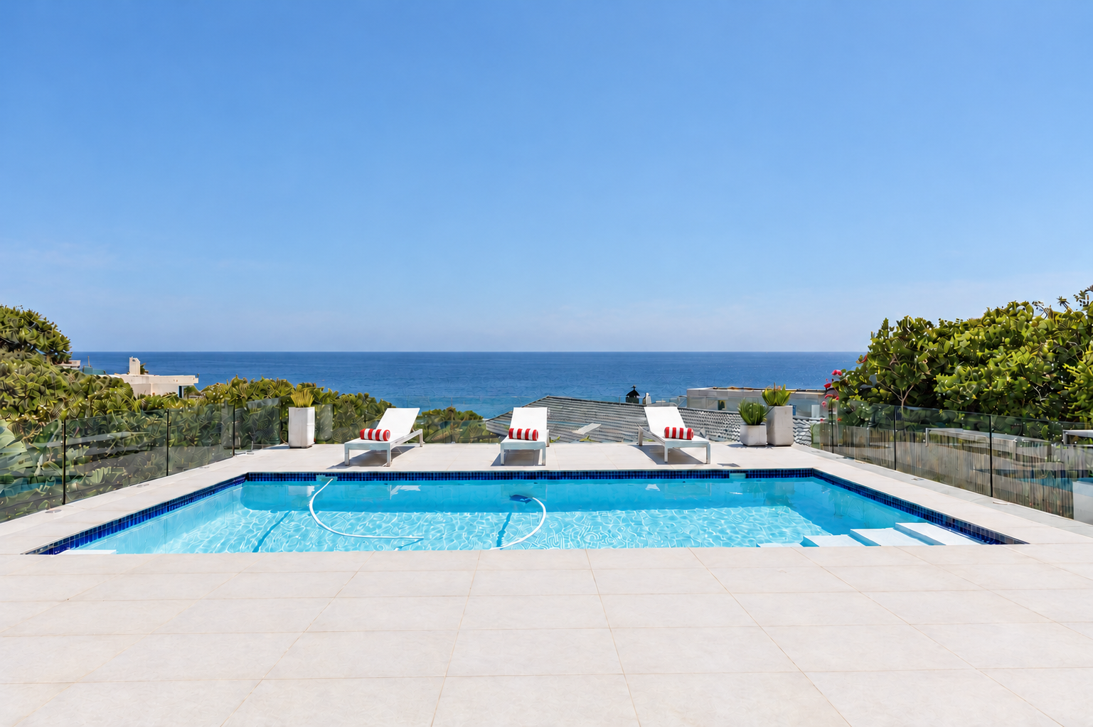 Salt & Rock Villa ocean-view swimming pool
